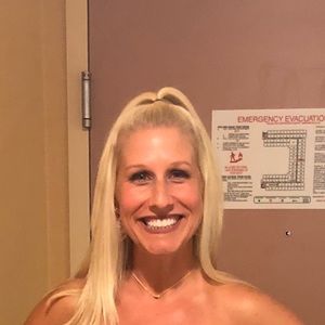 Meet your Posher, Lori